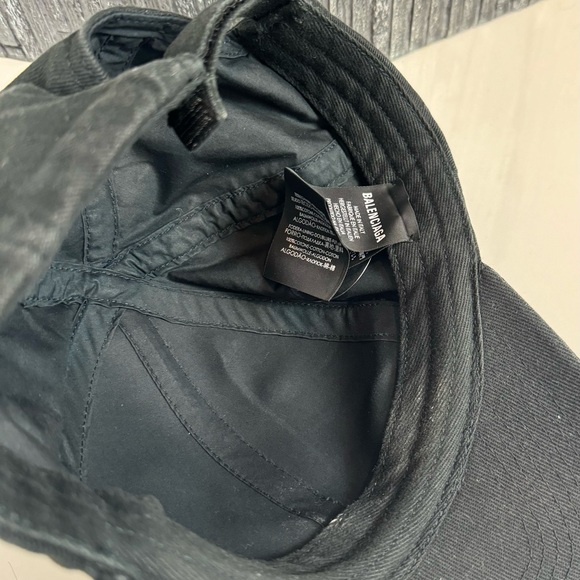 SOLD❣️Authentic Balenciaga BB Mode Cap Baseball Hat in Black & Red - Picture 10 of 12